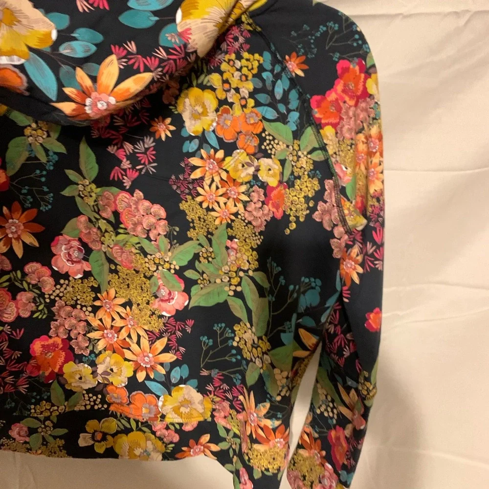 SOLD** 180 NWT XS Johnny Was bohemian floral on black Camilla hoodie - Picture 15 of 16